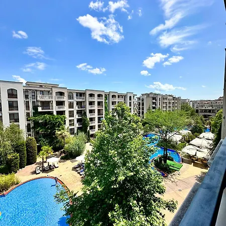 At Kaskadas A44 Apartman