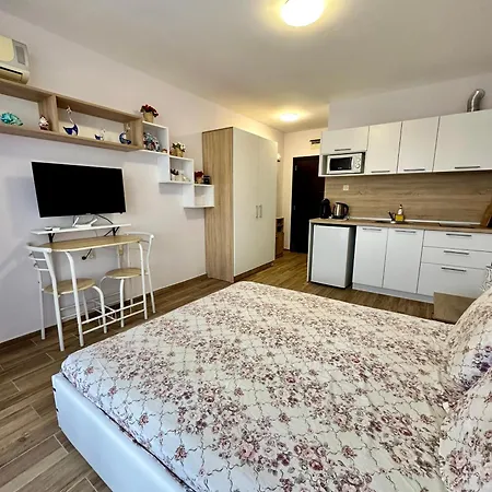 At Kaskadas A44 Sunny Beach